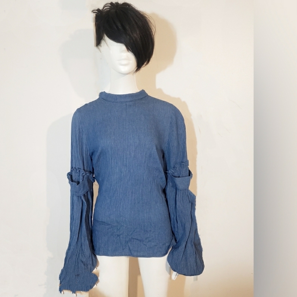 TOV Holy Blue Bell Sleeve Blouse Size 44